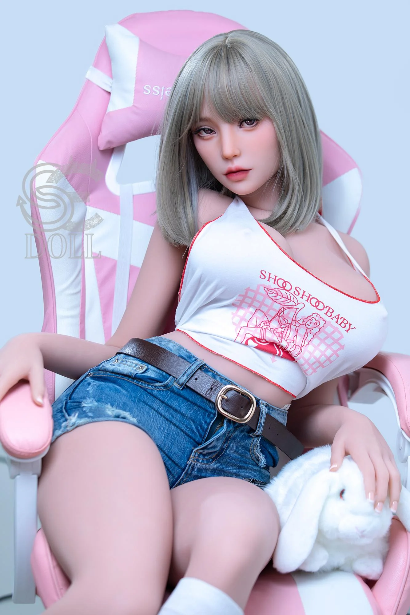 Evie - Image 3